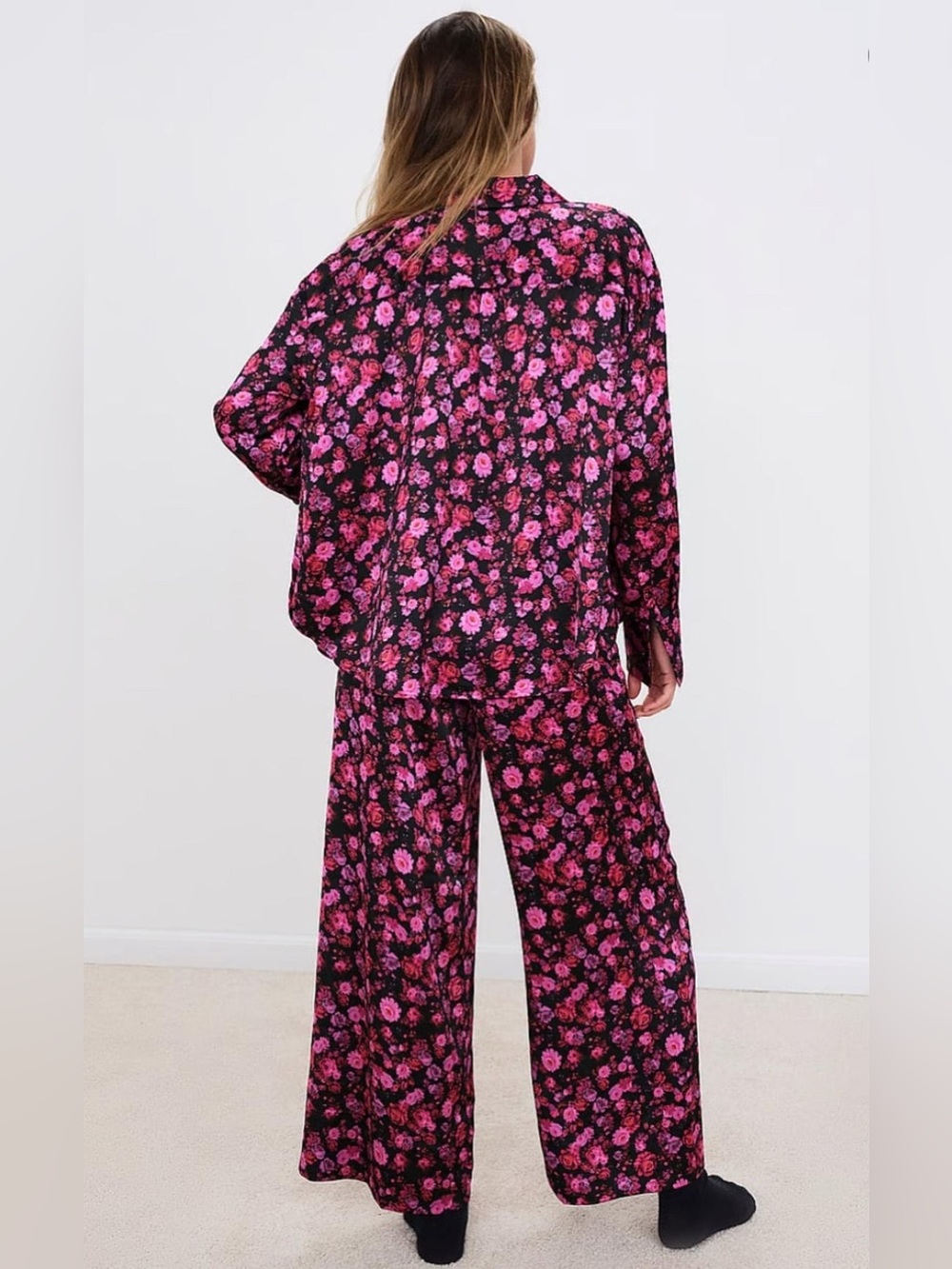 For Love & Lemons x Victoria's Secret Lola Long Sleeve and Pant Pajamas - Picture 2 of 16